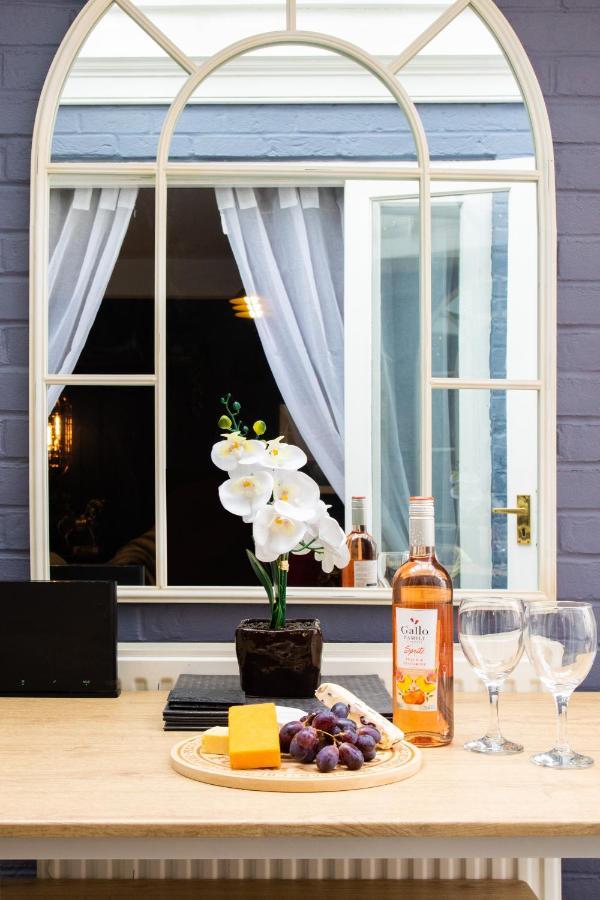 The Nest Canterbury -Central-Ultra Wifi ภายนอก รูปภาพ